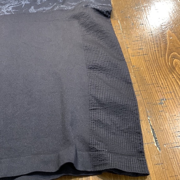 FABLETICS AMELIA RUNNING JACKET - Picture 12 of 14